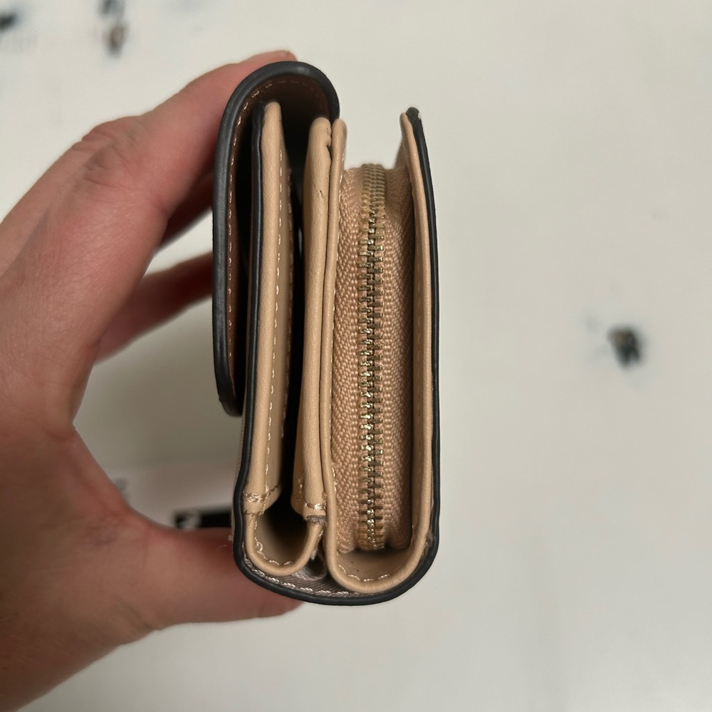 Nine West Coen French Wallet - Picture 5 of 11